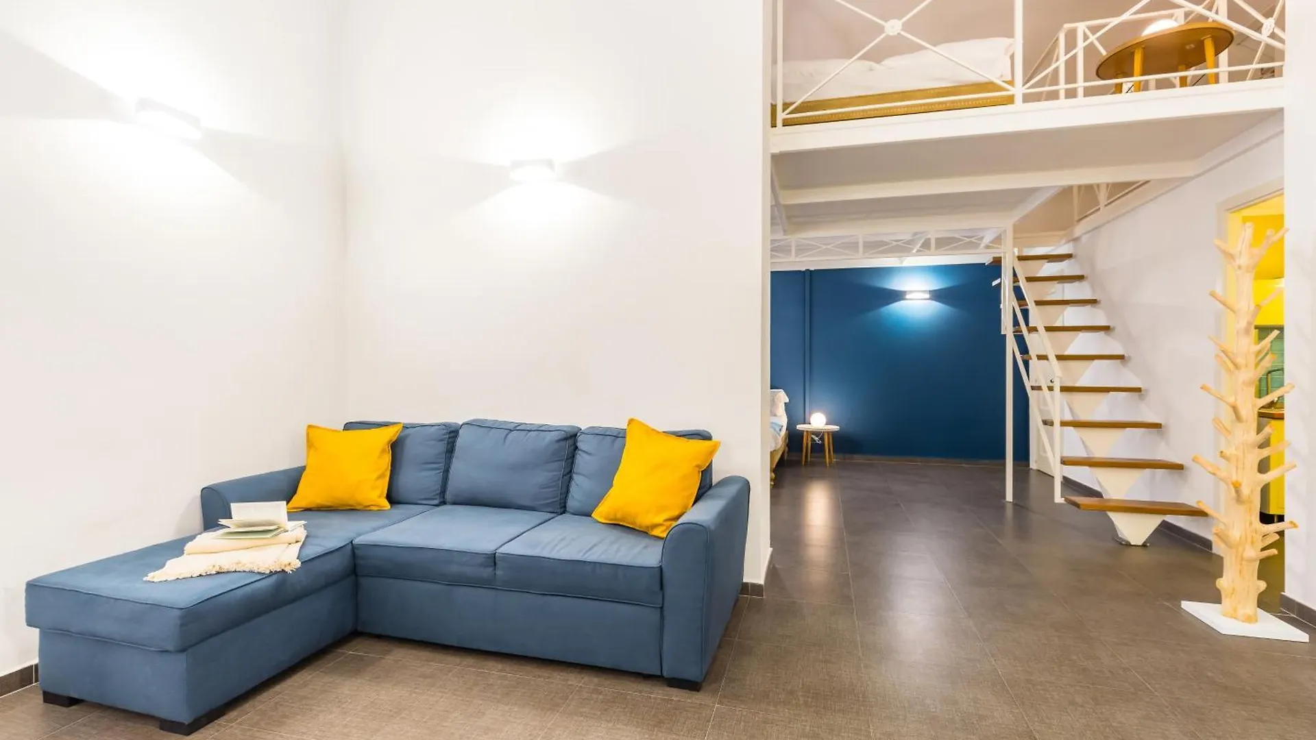 Design Apartment At Spaccanapoli By Wonderful Italy  Naples