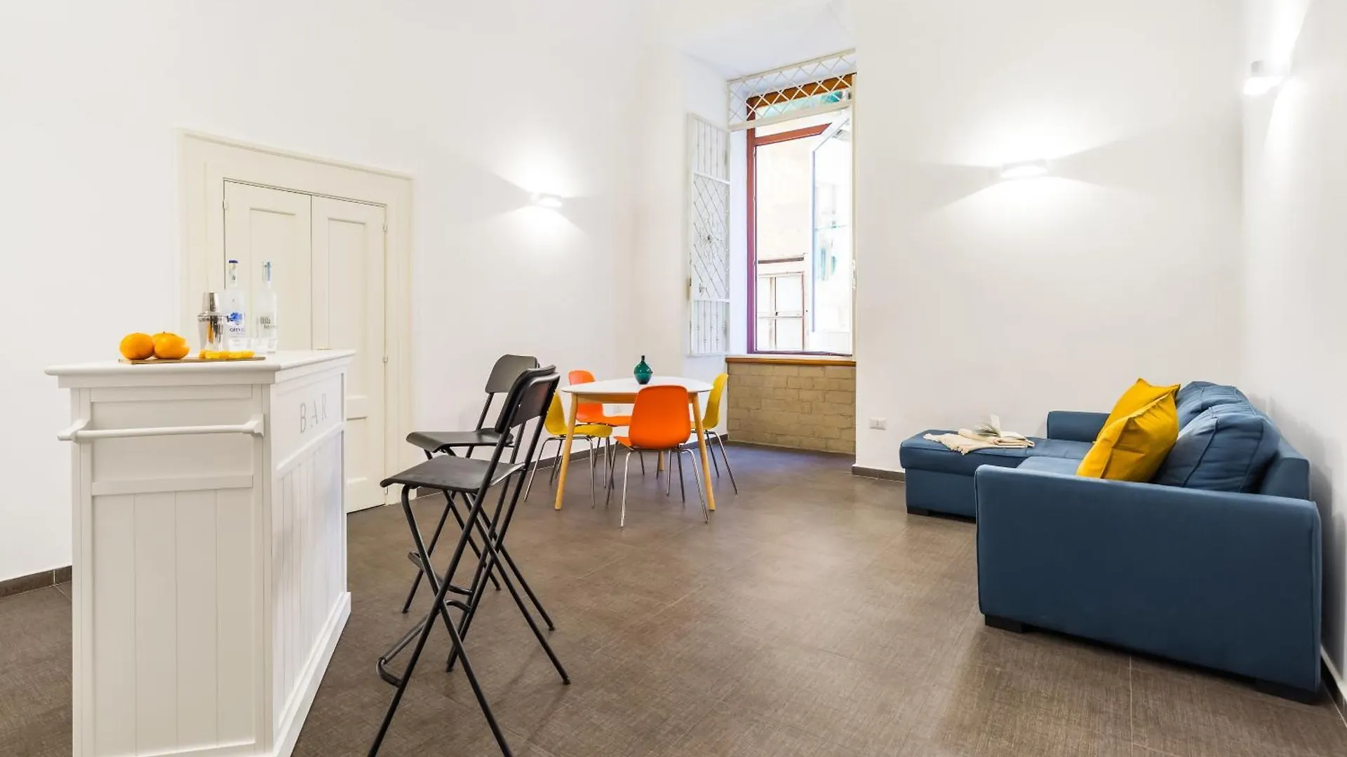 Design Apartment At Spaccanapoli By Wonderful Italy